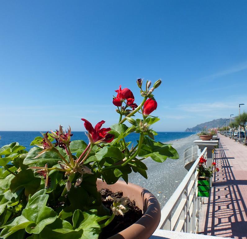 La Zagara Bed and Breakfast Furci Siculo Buitenkant foto